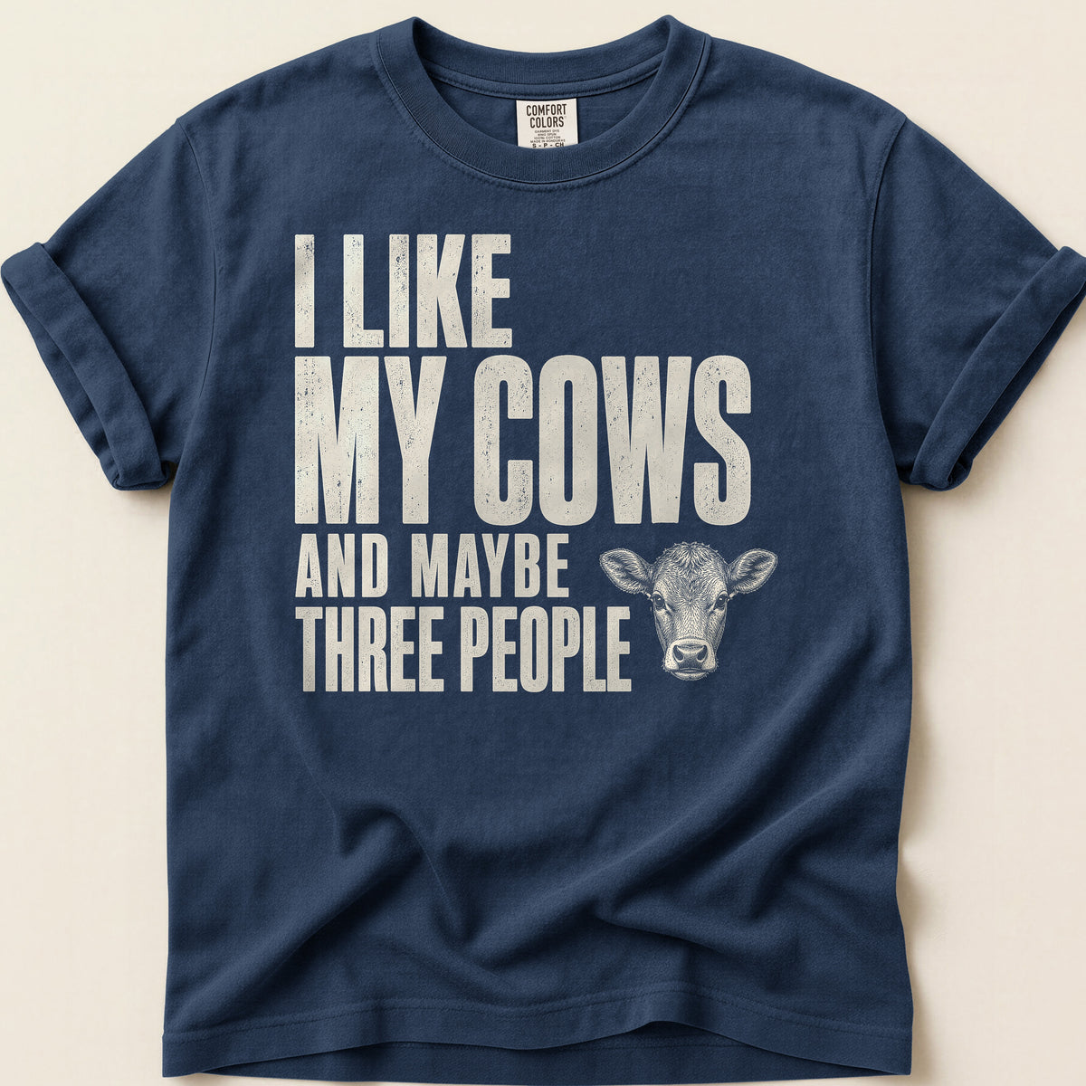 Cows And Three People T-shirt on Navy